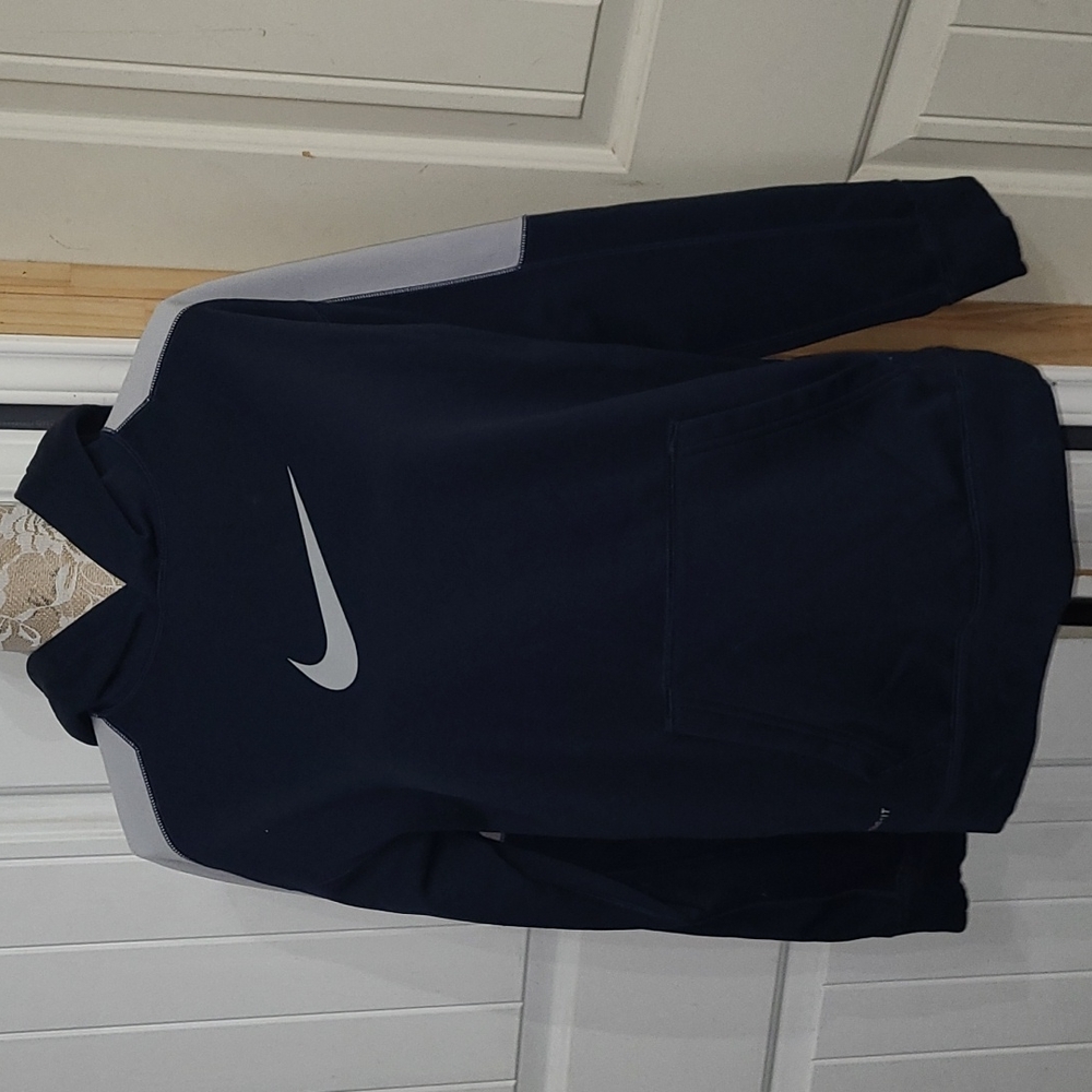 NIKE THERMA-FIT YOUTH PULLOVER